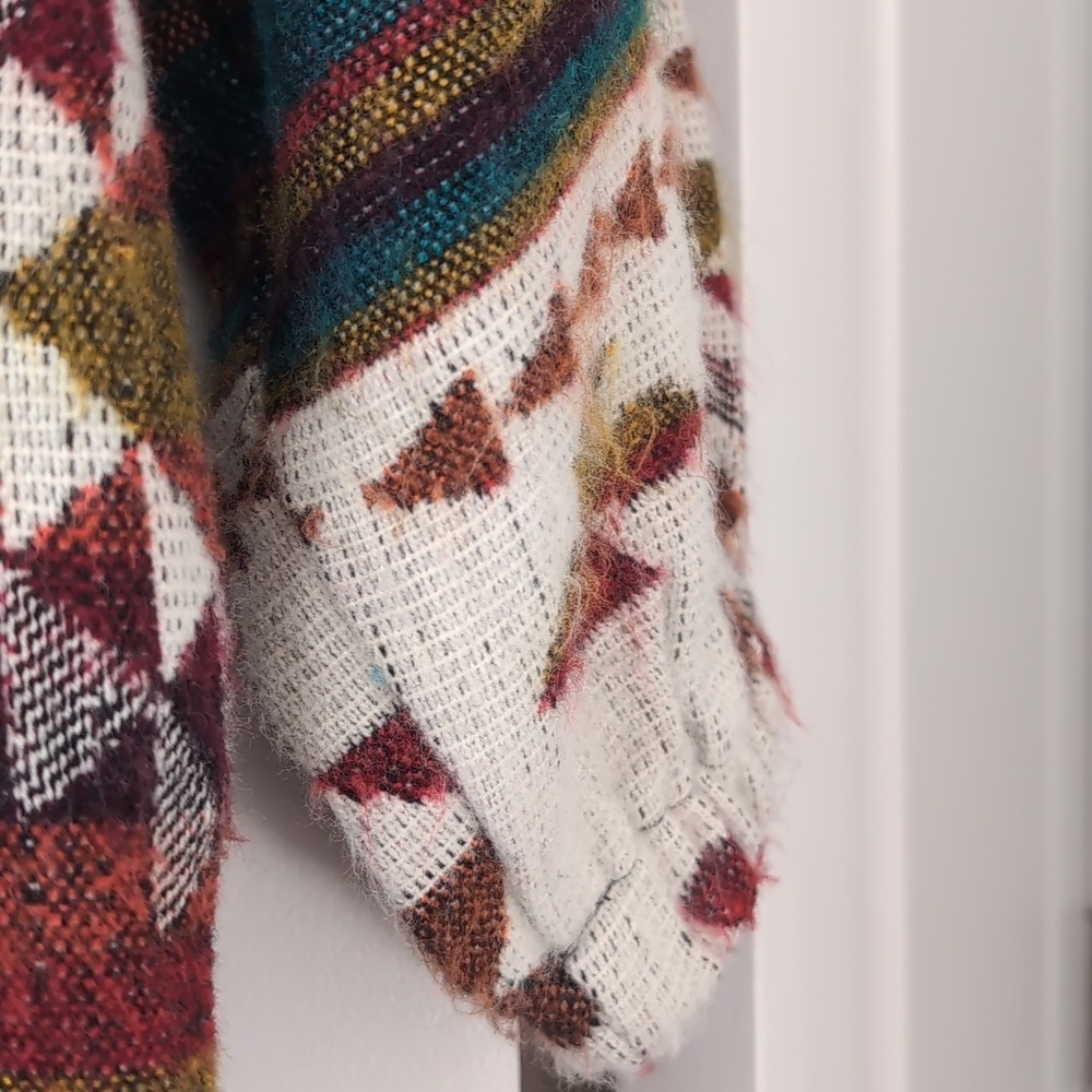 Aztec Print Soft Jacket Or Hoodie - Picture 4 of 6
